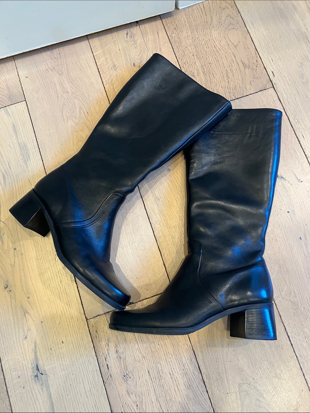 Naturalizer Black Leather Mid-Heel Knee Boots